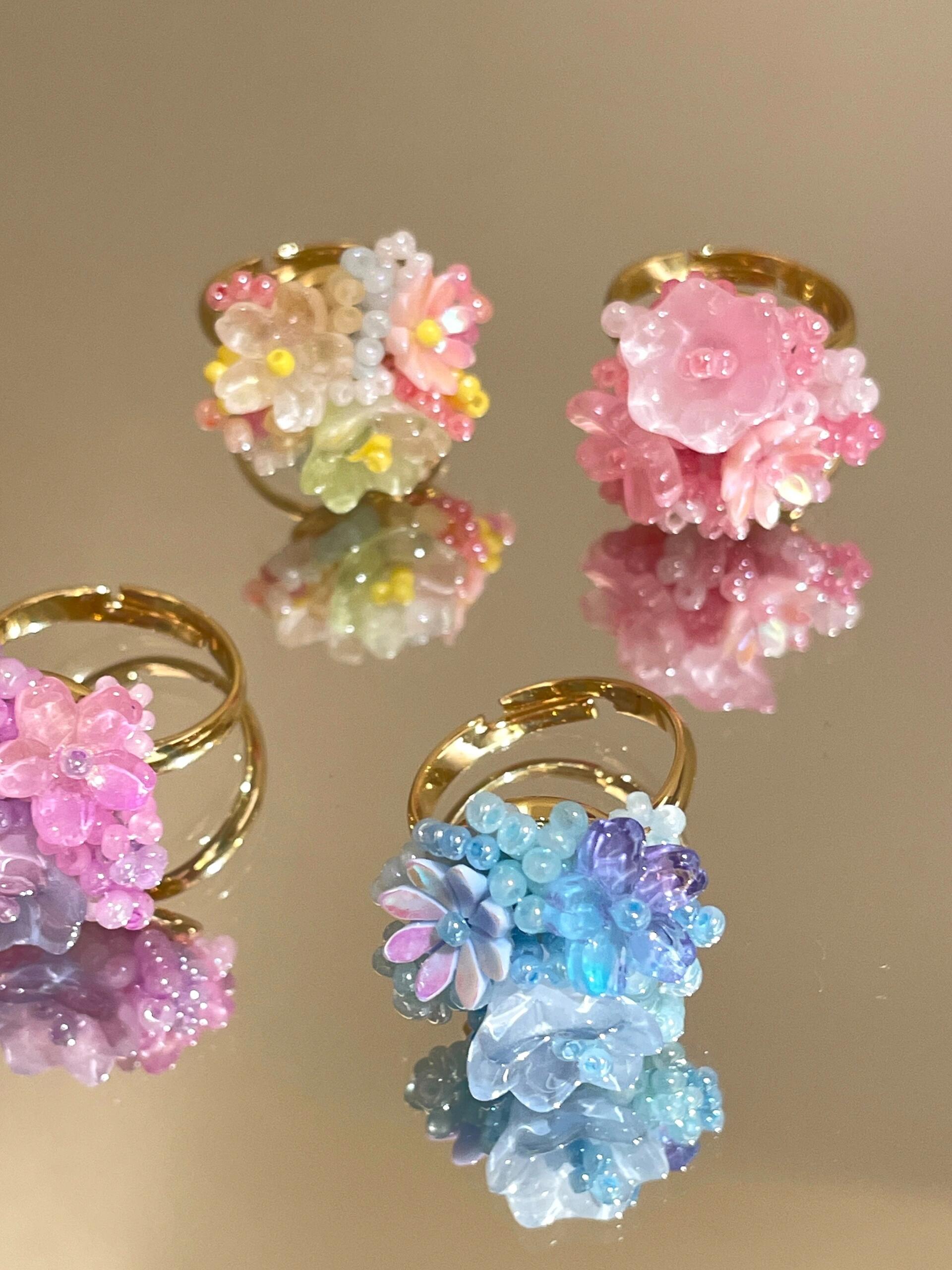 Flower Beaded Ring – Handmade Dopamine Style Jewelry
